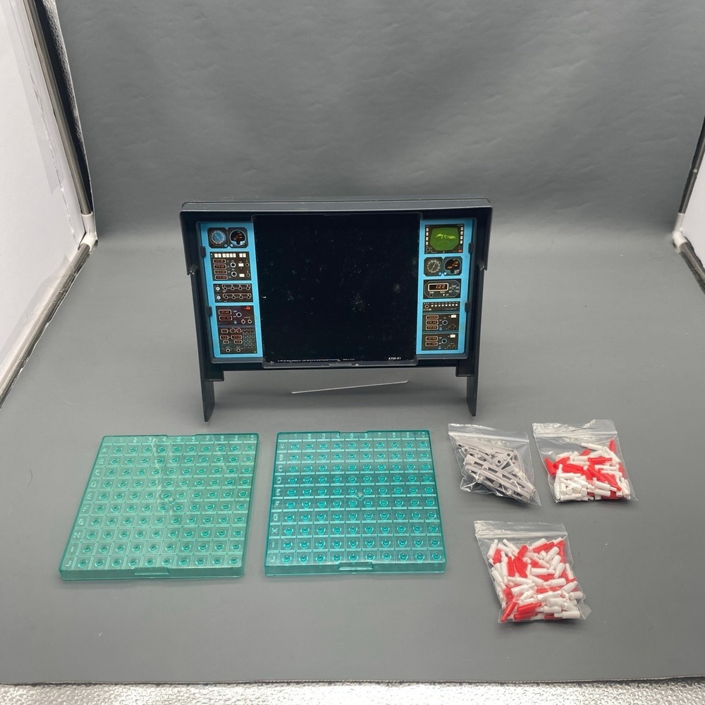 Vintage 1979 Electronic Battleship Milton Head‎ Piece And Game Piece Parts Only